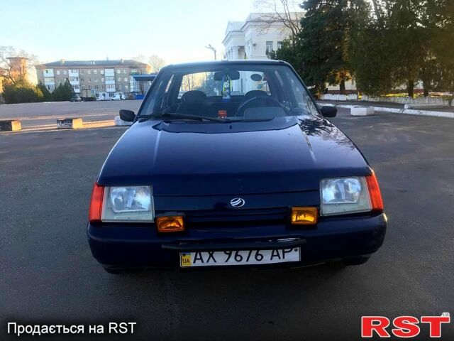 Синий ЗАЗ Славута, объемом двигателя 1.2 л и пробегом 160 тыс. км за 800 $, фото 4 на Automoto.ua
