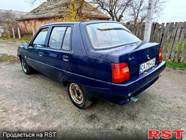 Синий ЗАЗ Славута, объемом двигателя 1.2 л и пробегом 143 тыс. км за 950 $, фото 1 на Automoto.ua