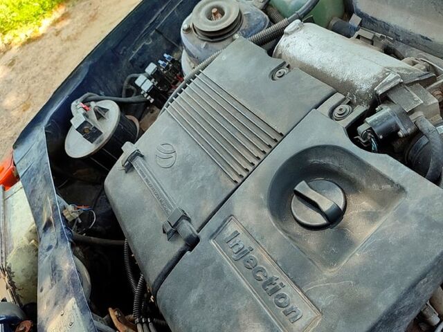 Синий ЗАЗ Славута, объемом двигателя 1.2 л и пробегом 135 тыс. км за 900 $, фото 4 на Automoto.ua