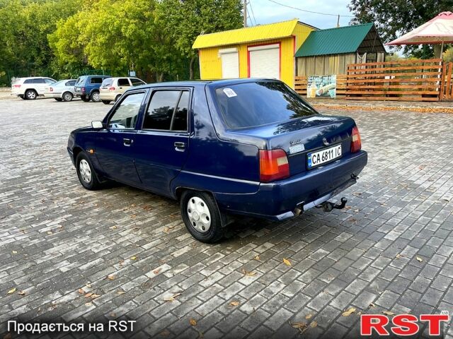 Синій ЗАЗ Славута, об'ємом двигуна 1.2 л та пробігом 122 тис. км за 1550 $, фото 3 на Automoto.ua