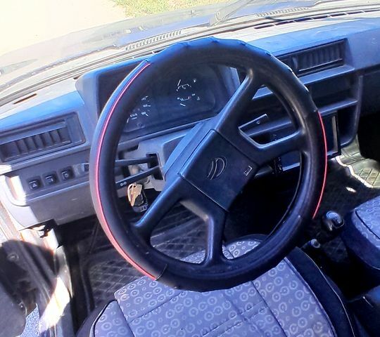 Синий ЗАЗ Славута, объемом двигателя 1.2 л и пробегом 120 тыс. км за 800 $, фото 4 на Automoto.ua