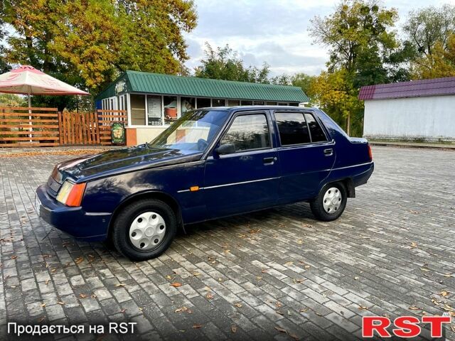 Синій ЗАЗ Славута, об'ємом двигуна 1.2 л та пробігом 122 тис. км за 1550 $, фото 2 на Automoto.ua