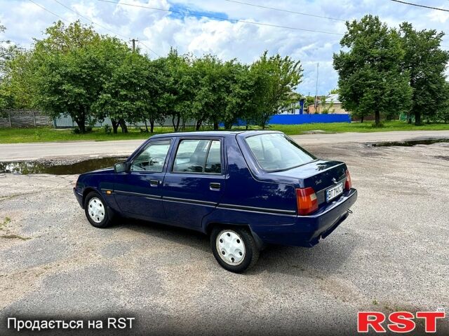 Синий ЗАЗ Славута, объемом двигателя 1.2 л и пробегом 132 тыс. км за 1350 $, фото 6 на Automoto.ua