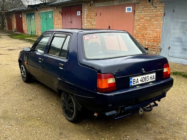 Синій ЗАЗ Славута, об'ємом двигуна 1.2 л та пробігом 150 тис. км за 760 $, фото 2 на Automoto.ua