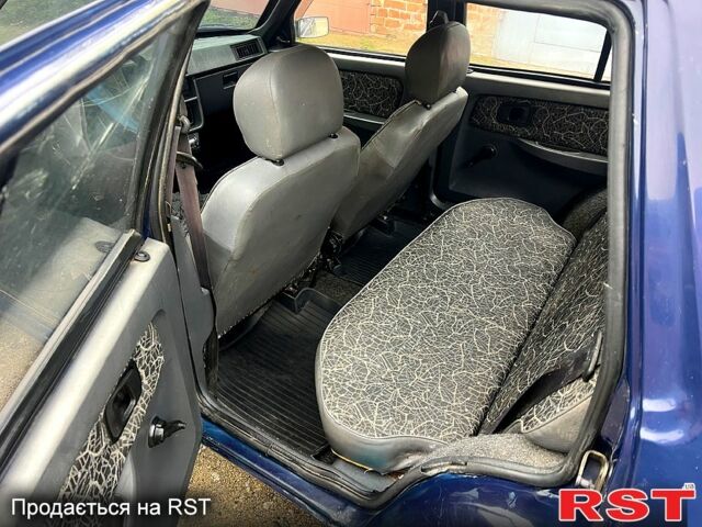 Синій ЗАЗ Славута, об'ємом двигуна 1.2 л та пробігом 150 тис. км за 760 $, фото 6 на Automoto.ua