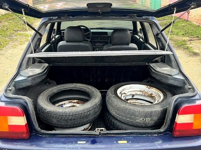 Синій ЗАЗ Славута, об'ємом двигуна 1.2 л та пробігом 150 тис. км за 760 $, фото 9 на Automoto.ua