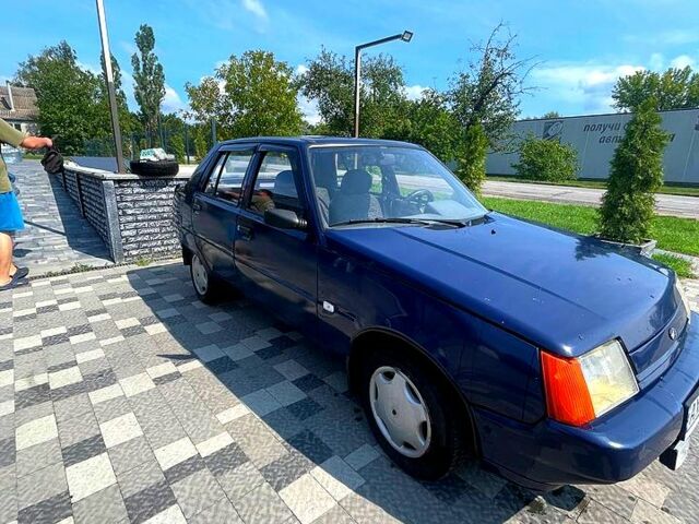 Синий ЗАЗ Славута, объемом двигателя 1.2 л и пробегом 111 тыс. км за 1600 $, фото 6 на Automoto.ua