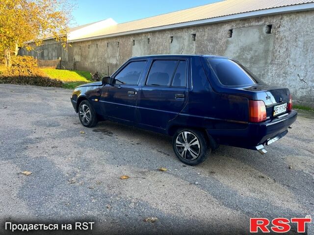Синий ЗАЗ Славута, объемом двигателя 1.2 л и пробегом 100 тыс. км за 1150 $, фото 8 на Automoto.ua