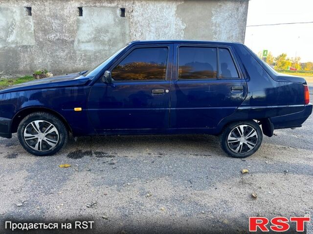 Синий ЗАЗ Славута, объемом двигателя 1.2 л и пробегом 100 тыс. км за 1150 $, фото 7 на Automoto.ua