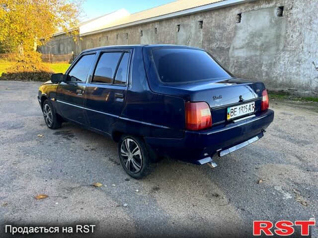 Синий ЗАЗ Славута, объемом двигателя 1.2 л и пробегом 100 тыс. км за 1150 $, фото 6 на Automoto.ua