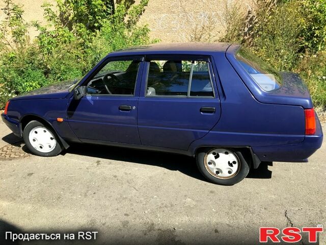 Синий ЗАЗ Славута, объемом двигателя 1.2 л и пробегом 59 тыс. км за 1600 $, фото 4 на Automoto.ua