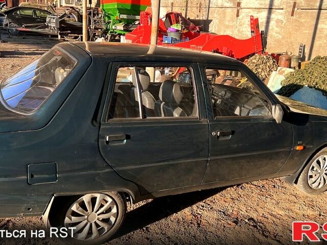 Зеленый ЗАЗ Славута, объемом двигателя 1.1 л и пробегом 62 тыс. км за 1300 $, фото 1 на Automoto.ua