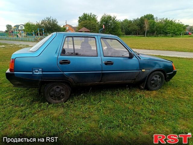 Зеленый ЗАЗ Славута, объемом двигателя 1.1 л и пробегом 291 тыс. км за 700 $, фото 3 на Automoto.ua