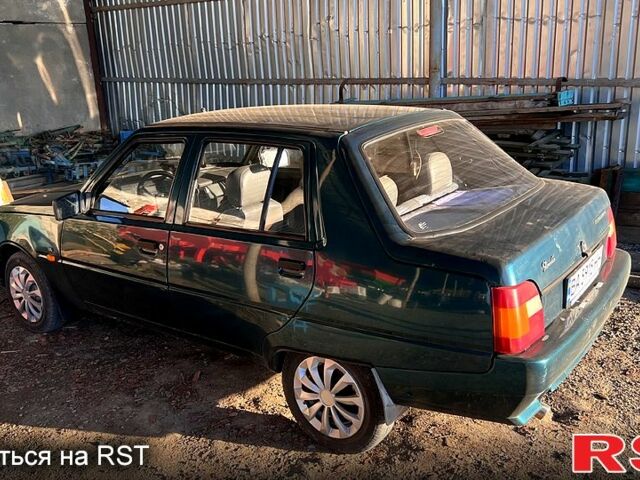 Зеленый ЗАЗ Славута, объемом двигателя 1.1 л и пробегом 62 тыс. км за 1300 $, фото 3 на Automoto.ua