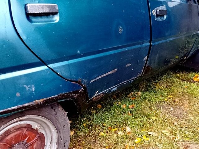 Зелений ЗАЗ Славута, об'ємом двигуна 1.1 л та пробігом 187 тис. км за 900 $, фото 2 на Automoto.ua