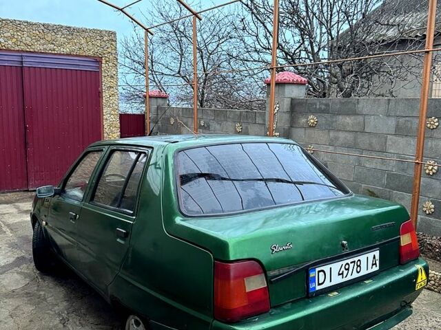 Зелений ЗАЗ Славута, об'ємом двигуна 1.2 л та пробігом 169 тис. км за 640 $, фото 4 на Automoto.ua