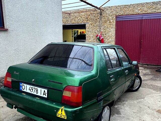 Зелений ЗАЗ Славута, об'ємом двигуна 1.2 л та пробігом 169 тис. км за 640 $, фото 2 на Automoto.ua