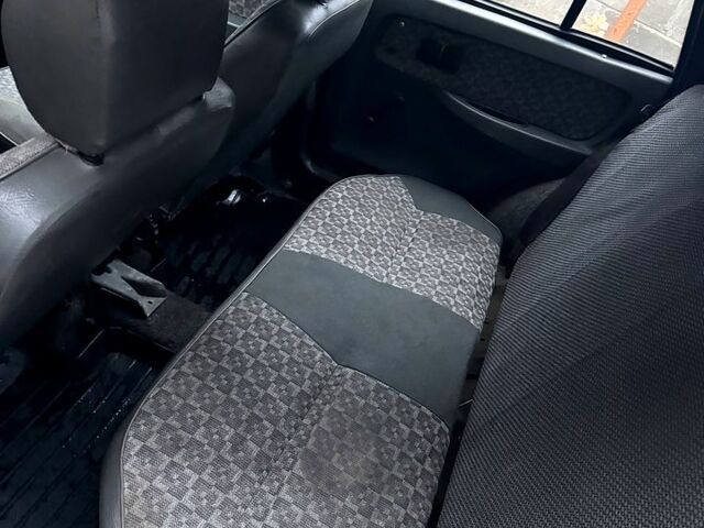 Зелений ЗАЗ Славута, об'ємом двигуна 1.2 л та пробігом 169 тис. км за 640 $, фото 5 на Automoto.ua