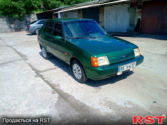 Зеленый ЗАЗ Славута, объемом двигателя 1.2 л и пробегом 95 тыс. км за 1550 $, фото 2 на Automoto.ua