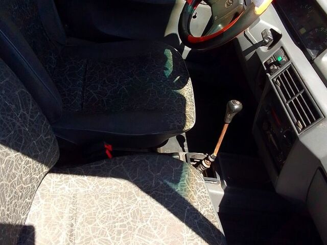 ЗАЗ Славута 2003 в Новоукраинке на Automoto.ua Зеленый ЗАЗ Славута, объемом двигателя 1.2 л и пробегом 180 тыс. км за 730 $, фото 6 на Automoto.ua