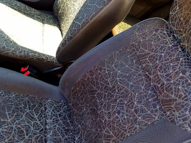 ЗАЗ Славута 2003 в Новоукраинке на Automoto.ua Зеленый ЗАЗ Славута, объемом двигателя 1.2 л и пробегом 180 тыс. км за 730 $, фото 3 на Automoto.ua