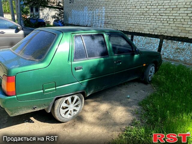 Зеленый ЗАЗ Славута, объемом двигателя 1.2 л и пробегом 235 тыс. км за 480 $, фото 3 на Automoto.ua