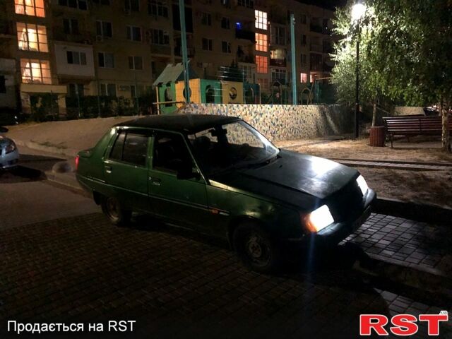 Зеленый ЗАЗ Славута, объемом двигателя 1.2 л и пробегом 40 тыс. км за 1000 $, фото 1 на Automoto.ua