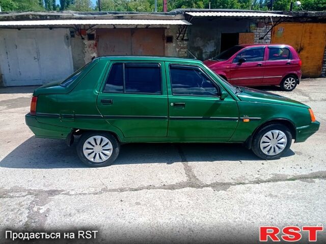 Зеленый ЗАЗ Славута, объемом двигателя 1.2 л и пробегом 95 тыс. км за 1550 $, фото 1 на Automoto.ua