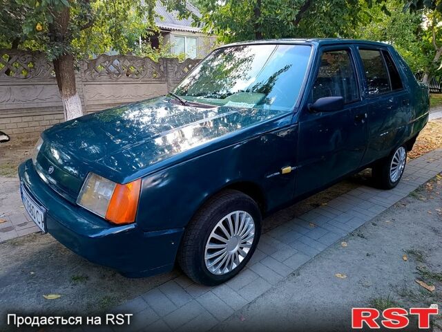 Зеленый ЗАЗ Славута, объемом двигателя 1.2 л и пробегом 222 тыс. км за 654 $, фото 2 на Automoto.ua