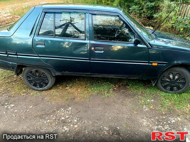 Зеленый ЗАЗ Славута, объемом двигателя 1.2 л и пробегом 502 тыс. км за 1100 $, фото 5 на Automoto.ua