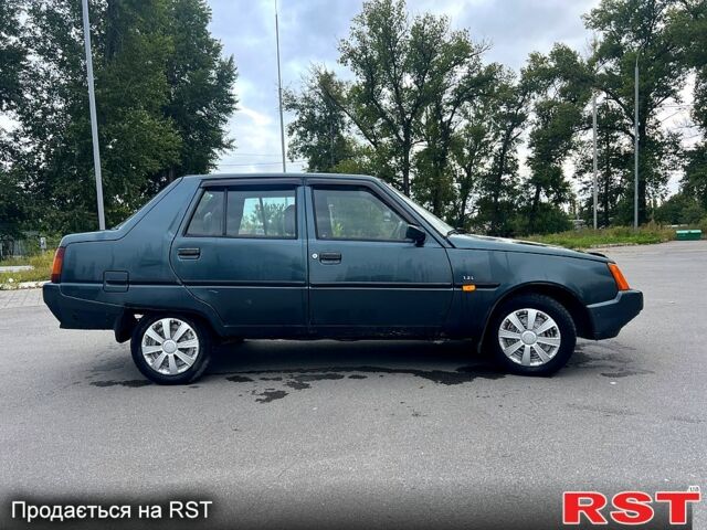 Зеленый ЗАЗ Славута, объемом двигателя 1.2 л и пробегом 170 тыс. км за 1200 $, фото 5 на Automoto.ua