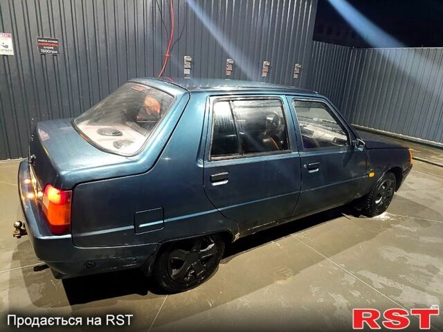 Зеленый ЗАЗ Славута, объемом двигателя 1.2 л и пробегом 115 тыс. км за 1500 $, фото 2 на Automoto.ua