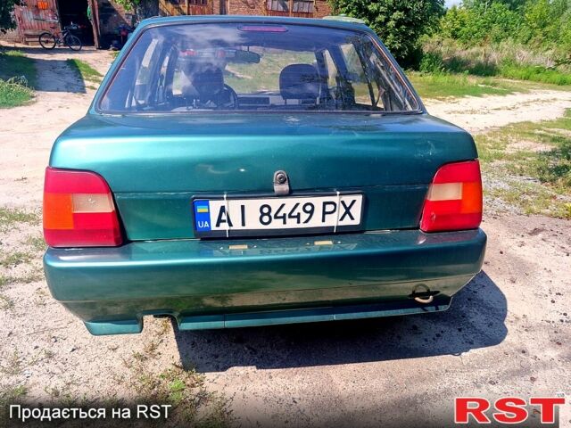 Зелений ЗАЗ Славута, об'ємом двигуна 1.2 л та пробігом 120 тис. км за 1300 $, фото 3 на Automoto.ua