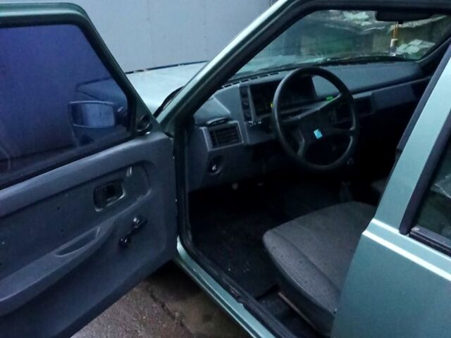 Зелений ЗАЗ Славута, об'ємом двигуна 1.2 л та пробігом 216 тис. км за 1050 $, фото 4 на Automoto.ua