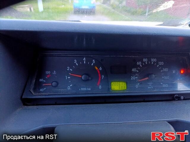 Зеленый ЗАЗ Славута, объемом двигателя 1.2 л и пробегом 210 тыс. км за 1100 $, фото 2 на Automoto.ua