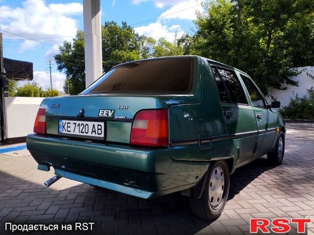 Зеленый ЗАЗ Славута, объемом двигателя 1.2 л и пробегом 122 тыс. км за 1100 $, фото 2 на Automoto.ua