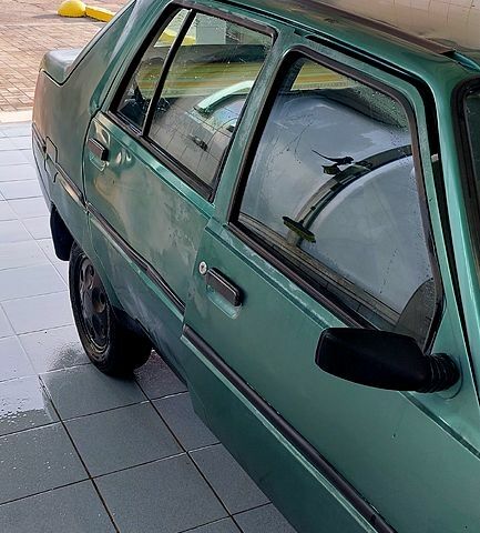 Зеленый ЗАЗ Славута, объемом двигателя 1.2 л и пробегом 300 тыс. км за 1000 $, фото 10 на Automoto.ua