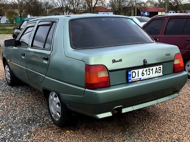 Зеленый ЗАЗ Славута, объемом двигателя 1.2 л и пробегом 108 тыс. км за 1200 $, фото 2 на Automoto.ua