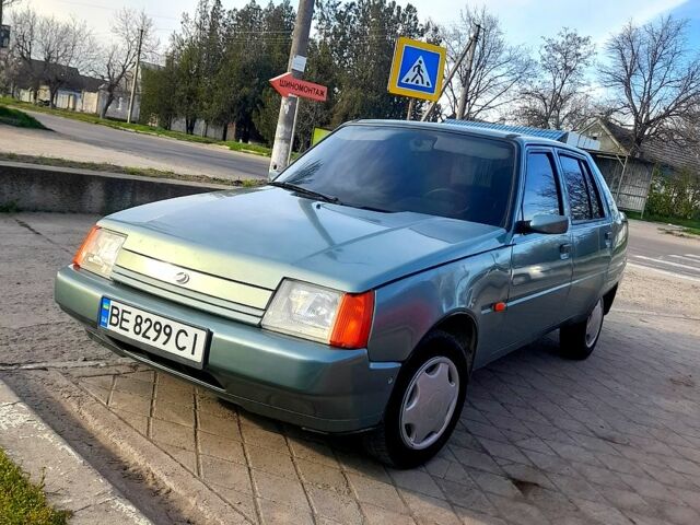 Зеленый ЗАЗ Славута, объемом двигателя 1.2 л и пробегом 99 тыс. км за 1650 $, фото 1 на Automoto.ua