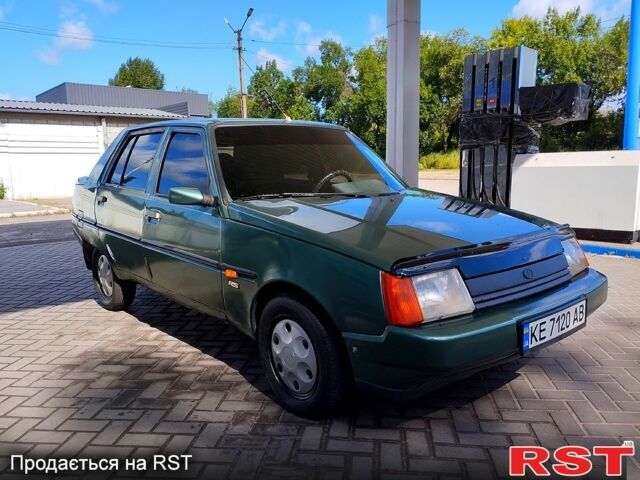 Зеленый ЗАЗ Славута, объемом двигателя 1.2 л и пробегом 122 тыс. км за 1100 $, фото 3 на Automoto.ua