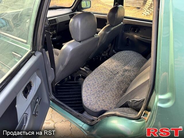 Зелений ЗАЗ Славута, об'ємом двигуна 1.2 л та пробігом 194 тис. км за 1250 $, фото 7 на Automoto.ua