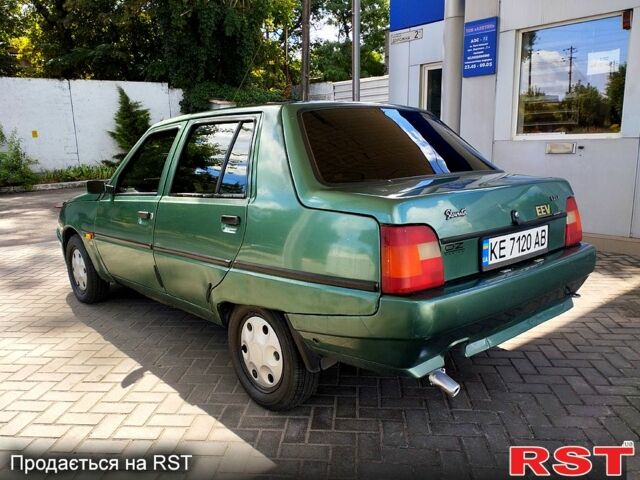 Зеленый ЗАЗ Славута, объемом двигателя 1.2 л и пробегом 122 тыс. км за 1100 $, фото 1 на Automoto.ua