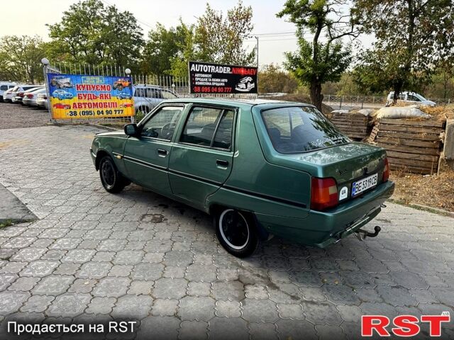 Зеленый ЗАЗ Славута, объемом двигателя 1.2 л и пробегом 194 тыс. км за 1250 $, фото 4 на Automoto.ua