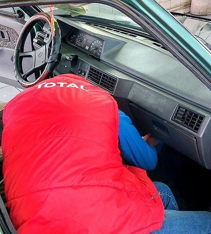 Зеленый ЗАЗ Славута, объемом двигателя 1.2 л и пробегом 300 тыс. км за 1000 $, фото 2 на Automoto.ua