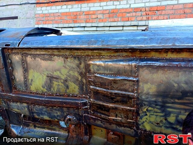 Белый ЗАЗ Таврия-Пикап, объемом двигателя 1.1 л и пробегом 0 тыс. км за 2000 $, фото 4 на Automoto.ua