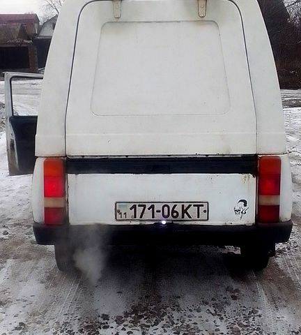 Білий ЗАЗ Таврія-Пікап, об'ємом двигуна 12 л та пробігом 168 тис. км за 630 $, фото 2 на Automoto.ua