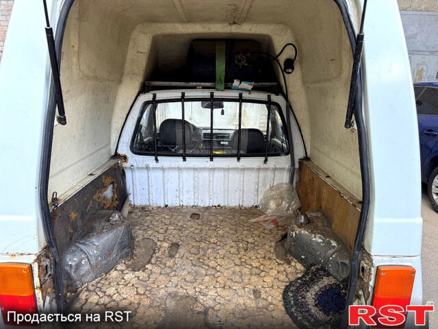 Белый ЗАЗ Таврия-Пикап, объемом двигателя 1.2 л и пробегом 142 тыс. км за 600 $, фото 8 на Automoto.ua