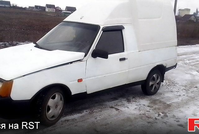 Білий ЗАЗ Таврія-Пікап, об'ємом двигуна 12 л та пробігом 168 тис. км за 630 $, фото 1 на Automoto.ua