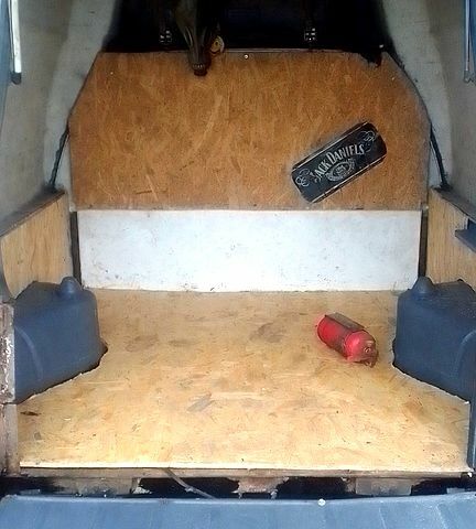 Білий ЗАЗ Таврія-Пікап, об'ємом двигуна 12 л та пробігом 168 тис. км за 630 $, фото 7 на Automoto.ua