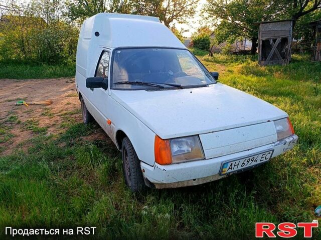 Белый ЗАЗ Таврия-Пикап, объемом двигателя 1.2 л и пробегом 0 тыс. км за 800 $, фото 1 на Automoto.ua
